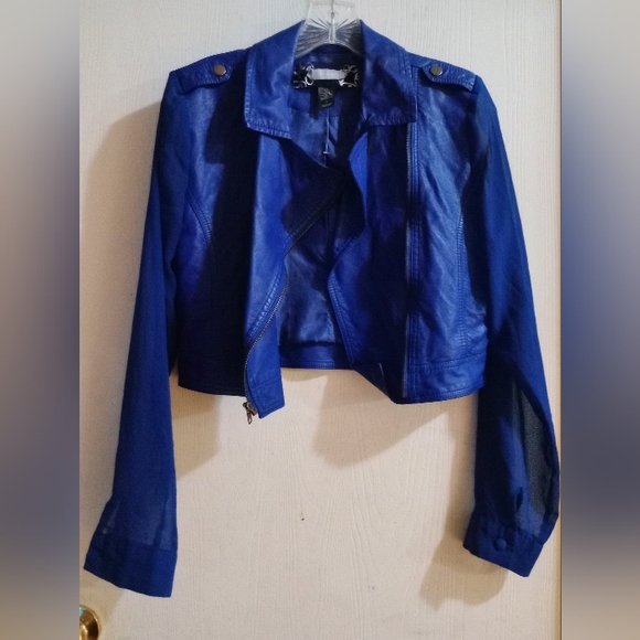 Cropped MOTO Style Jacket w Sheer Sleeves sz. M Blue‎ Faux Leather - Picture 12 of 15